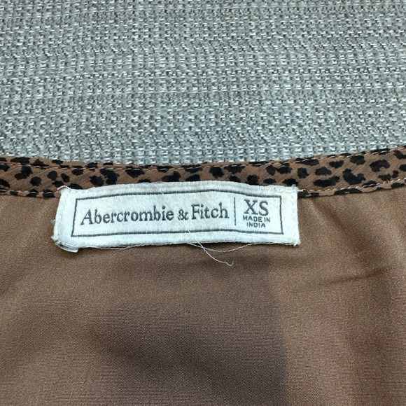 Abercrombie & Fitch XS Faux Wrap Dress‎ Leopard Print Brown Mini Short Sleeve - Picture 2 of 10